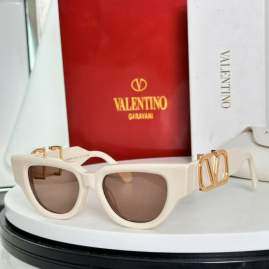 Picture of Valentino Sunglasses _SKUfw71037985fw
